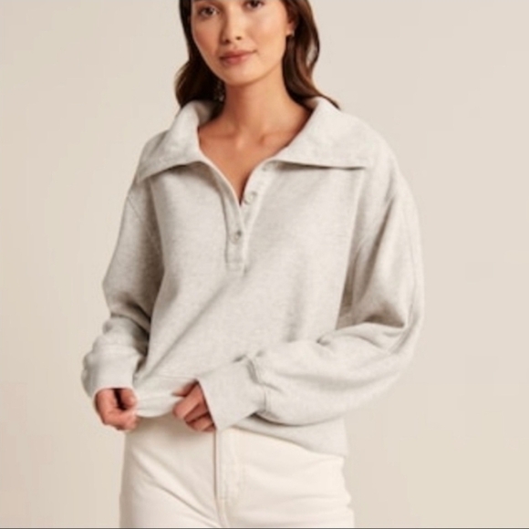 Abercrombie & Fitch Tops - Abercrombie & Fitch soft AF Drama Wedge Henley Sweatshirt Top Large Cozy EUC